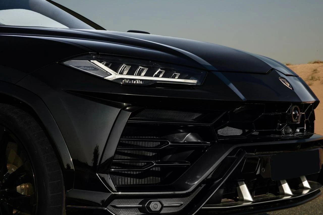 Lamborghini Urus 2022 - Luxury Car thumbnail NaN